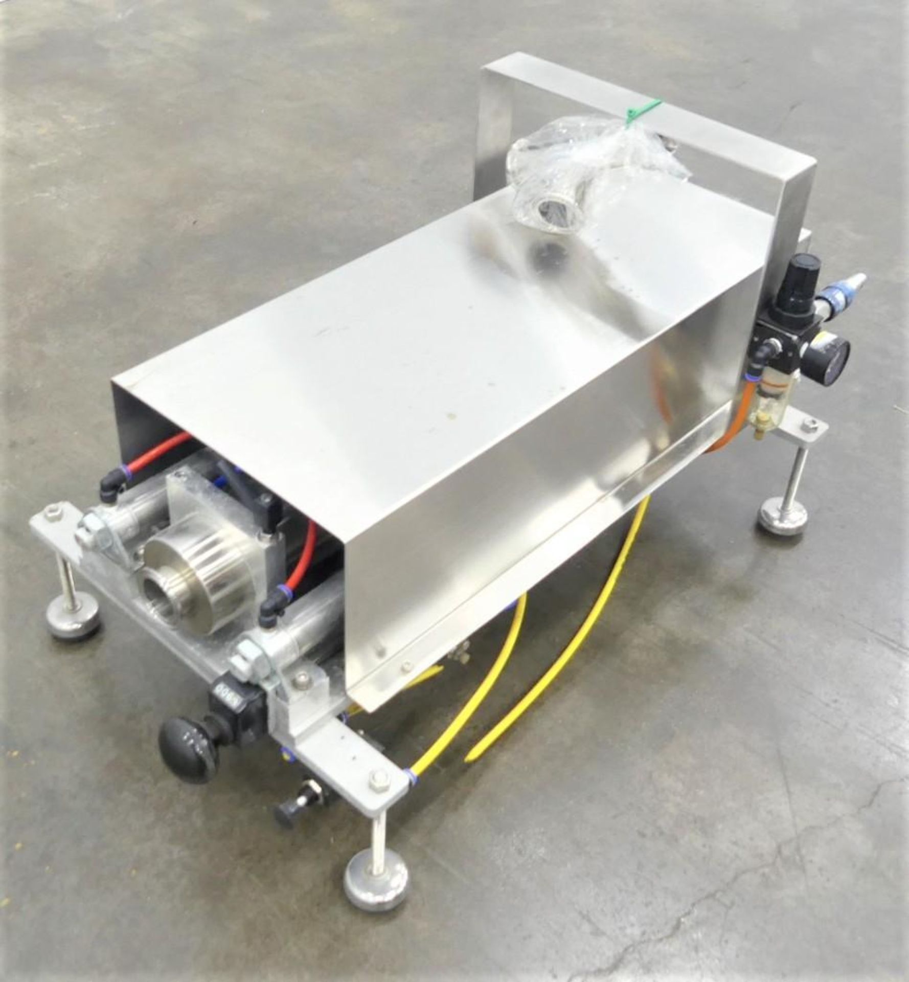 Accutek Tabletop Piston Filler with Valve