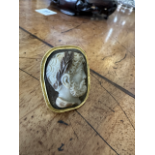 17th Century (?), A two-layered agate cameo of an emperor (?) laureate, in a modern 18K gold setting