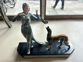 NO RESERVE: Art Deco, A bronze figure with a greyhound