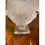 A Lalique Elisabeth frosted crystal glass vase, with sparrows and leaves