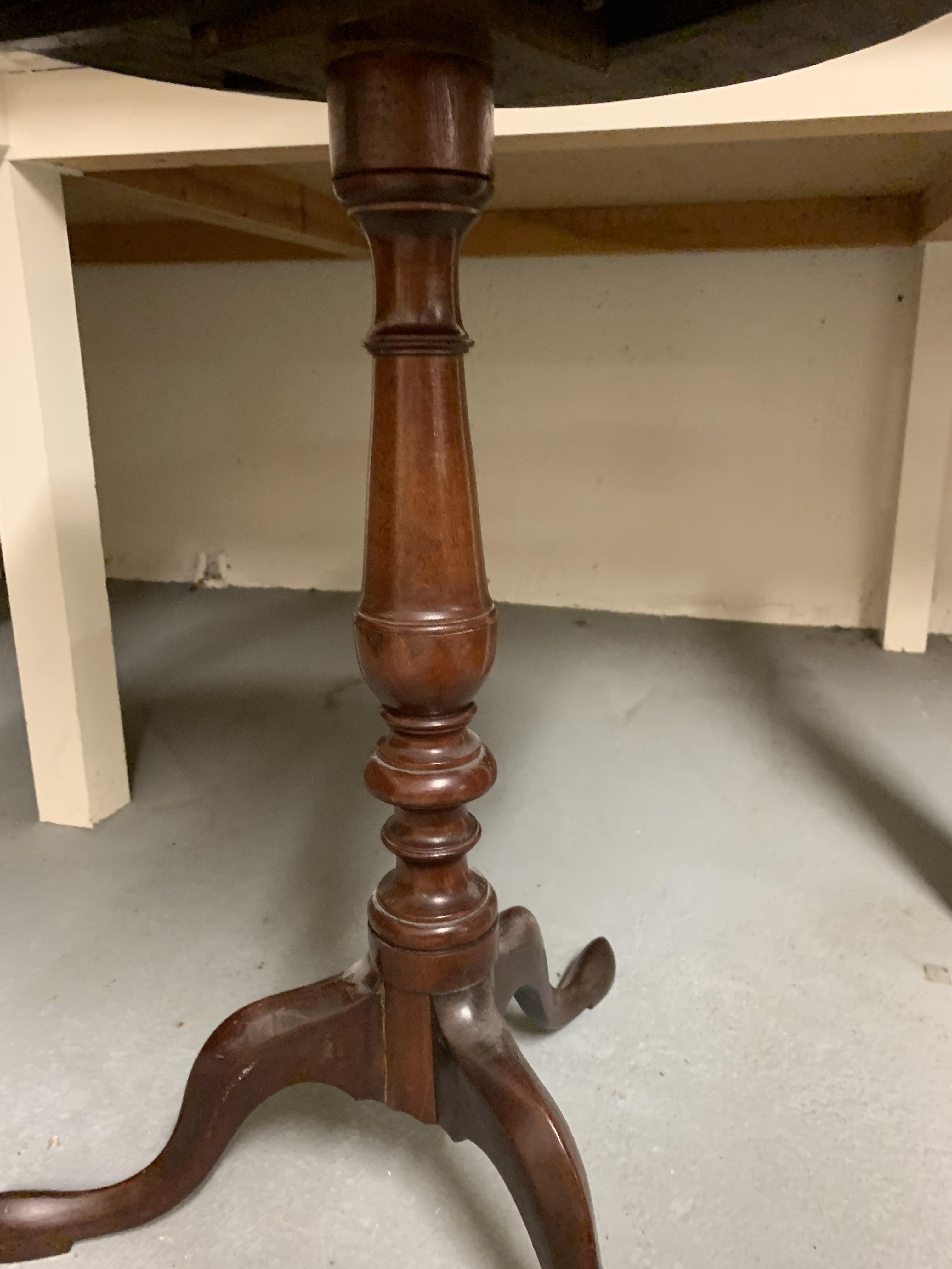 Antique, Five items of brown furniture - Image 10 of 25
