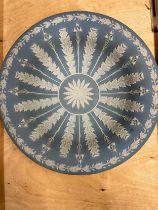 NO RESERVE: A Wedgewood Hellenistic plate