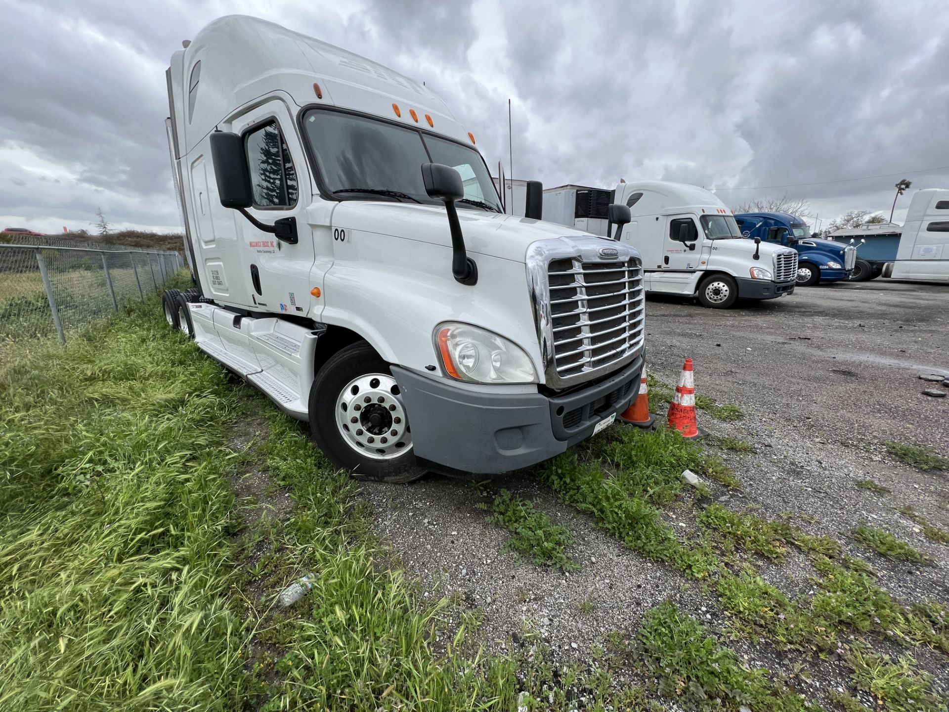 2012 FREIGHTLINER CASCADIA 125 SLEEPER CAB - Image 32 of 67