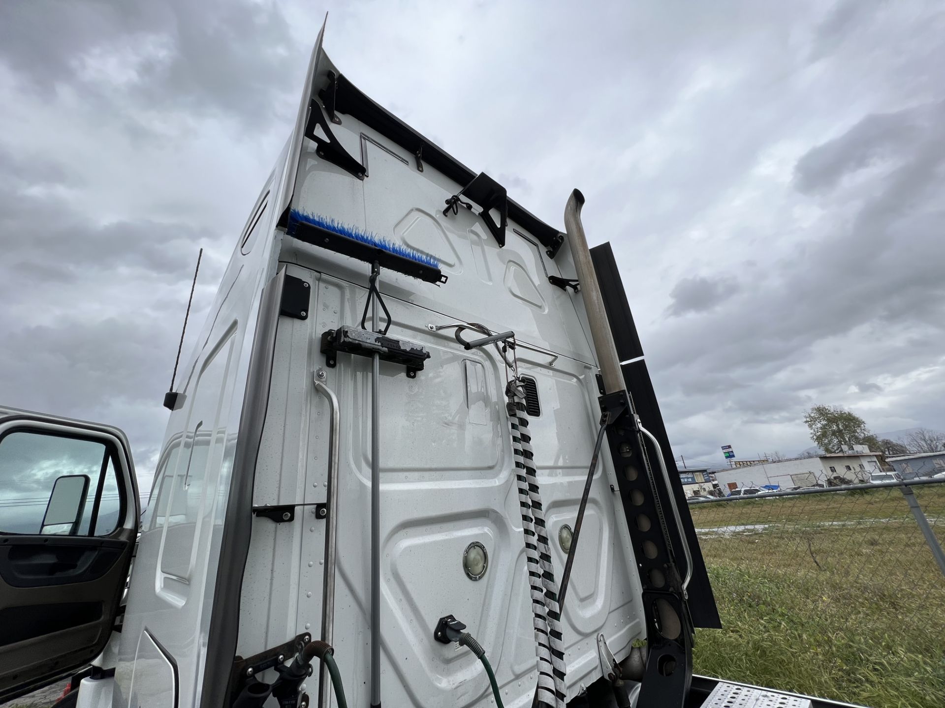 2012 FREIGHTLINER CASCADIA 125 SLEEPER CAB - Image 27 of 67