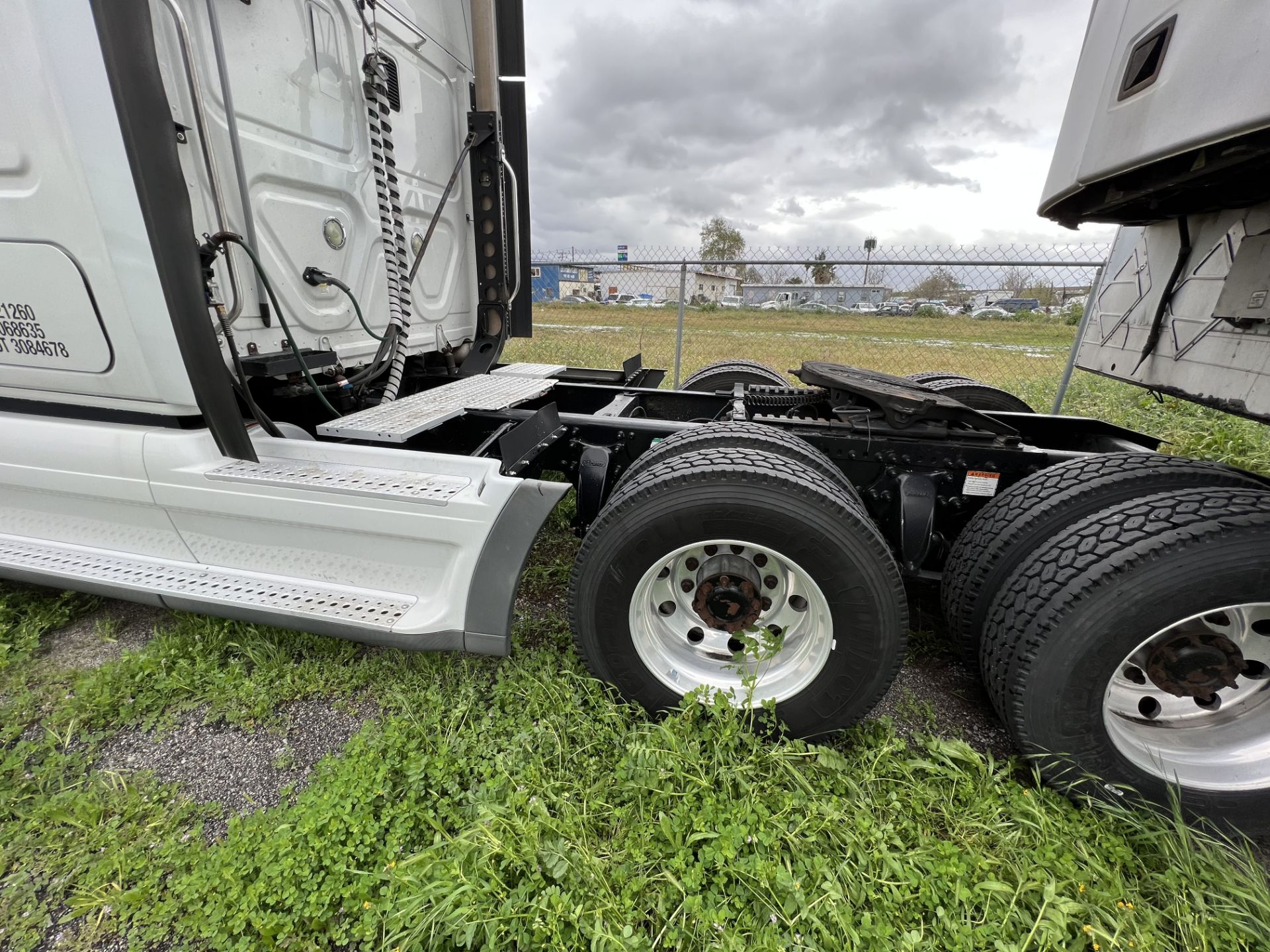 2012 FREIGHTLINER CASCADIA 125 SLEEPER CAB - Image 14 of 67