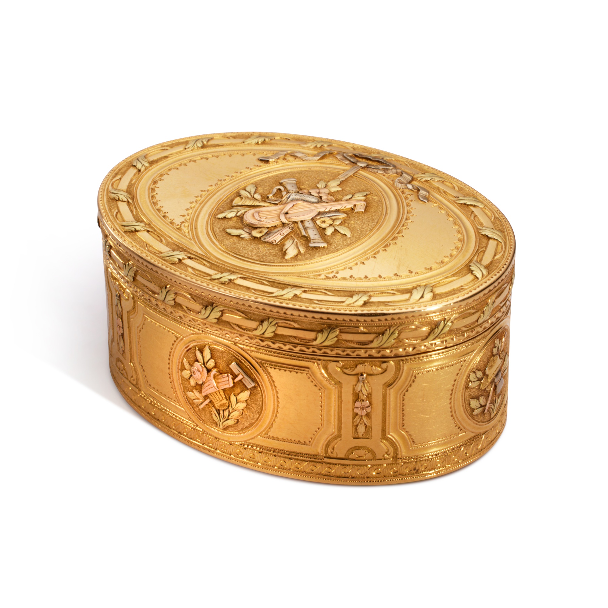 A Louis XV Vari-Color Gold Oval Snuff Box, Pierre-Fran&#231;ois Royer, Paris, 1769, with the Charge - Image 4 of 5