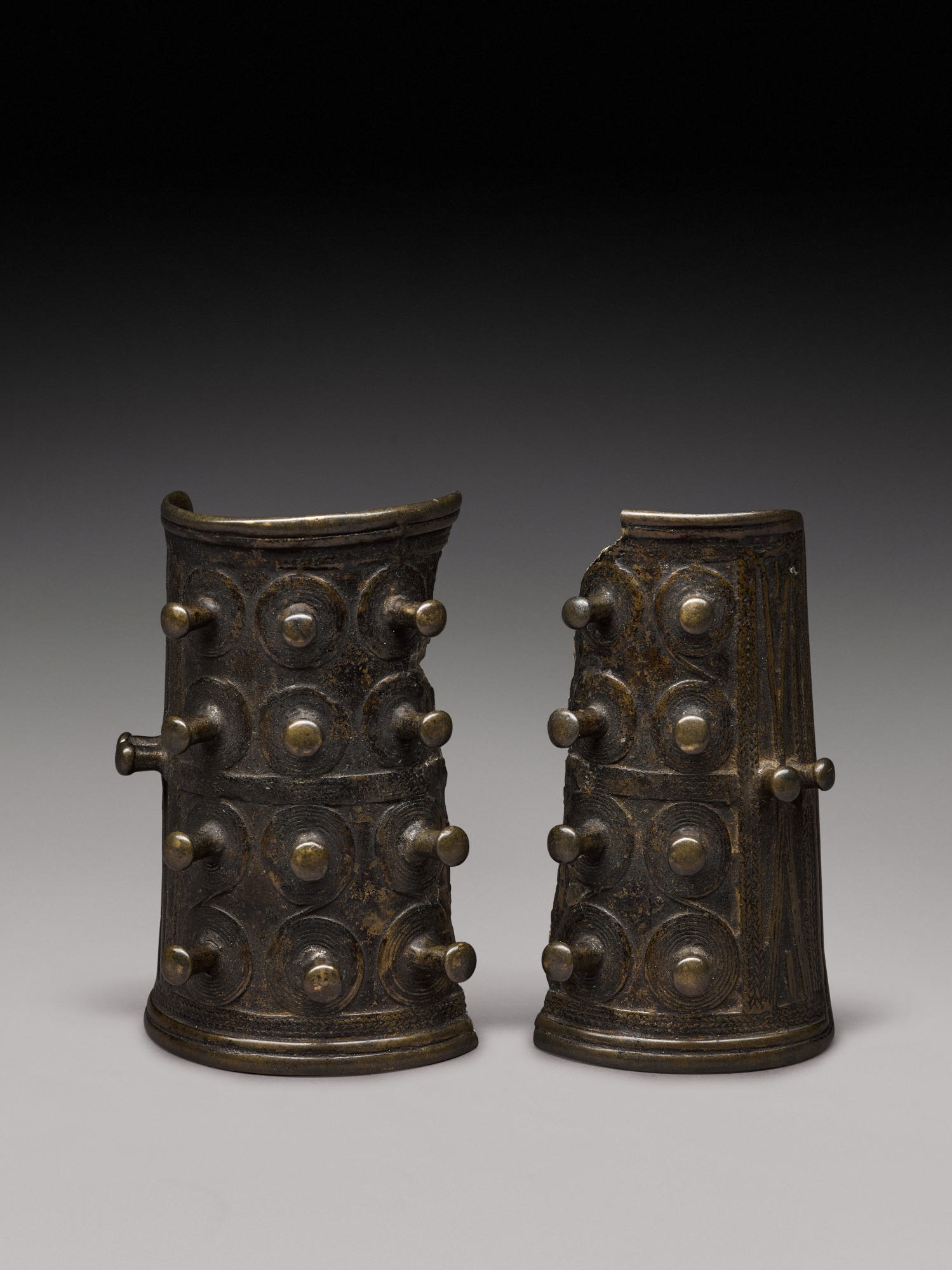 A Naga bronze armlet, India, Nagaland, 19th century - Image 3 of 3