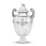 A large Italian silver cup and cover, Mario Buccellati, Milan, 1934-1944 period marks