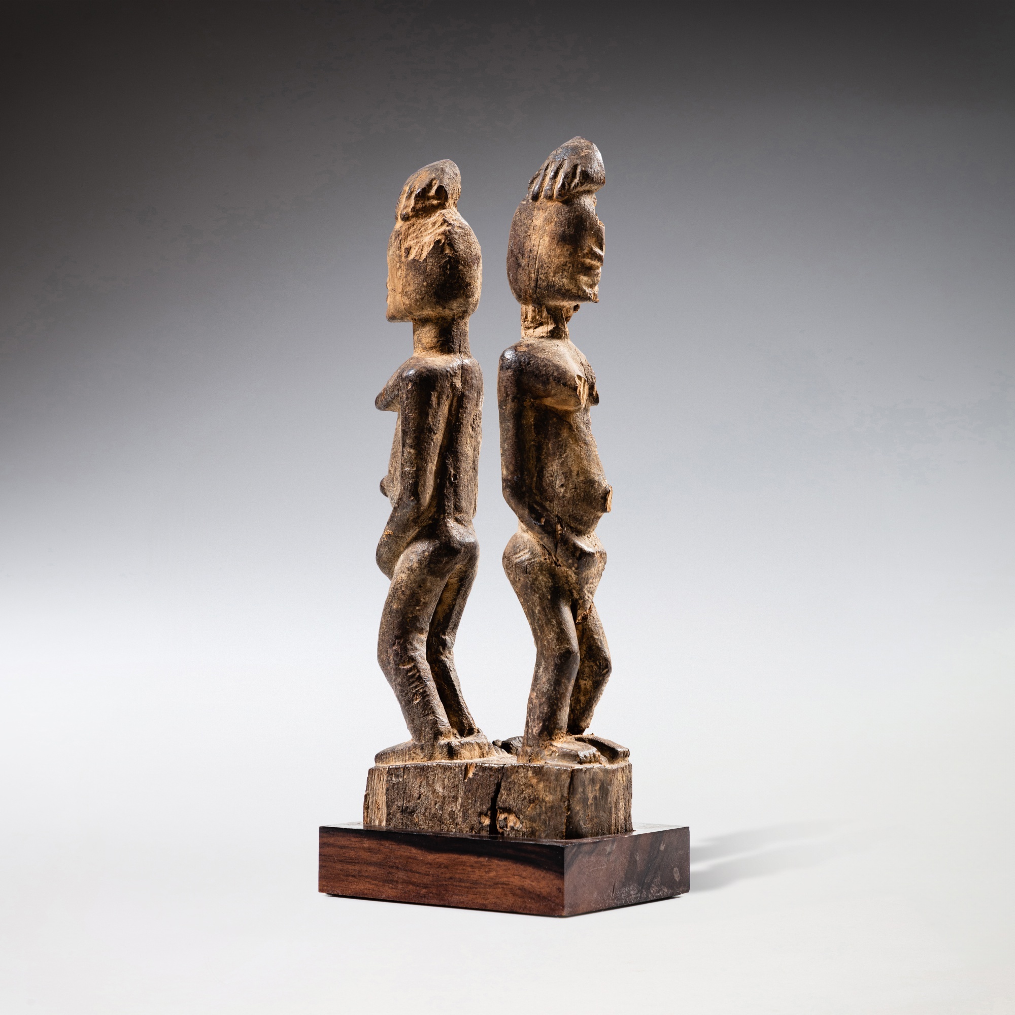 Fragment de satue de jumeaux, Dogon, Mali | Fragmentary Dogon Twins Figure, Mali - Image 2 of 2