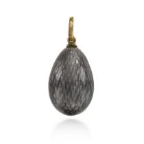 A Faberg&#233; gold and guilloche enamel egg pendant, workmaster Henrik Wigstr&#246;m, St Petersburg