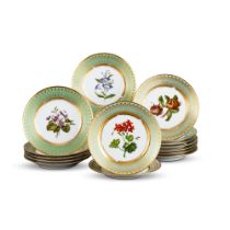 Twenty-six Paris porcelain (Honor&#233; and Dagoty manufactories) green-ground dessert plates, circa