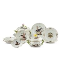 A Meissen porcelain ornithological composite part-dinner service, mid-18th century | Partie de servi