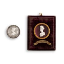 A velvet plaque and cut-glass bonbonniere with cameos of the Duchess of Berry, French, probably circ