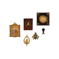 A set of objects, 19th and 20th centuries Estimate: Estimate: 400 - 600 EUR 400 - 600 EUR