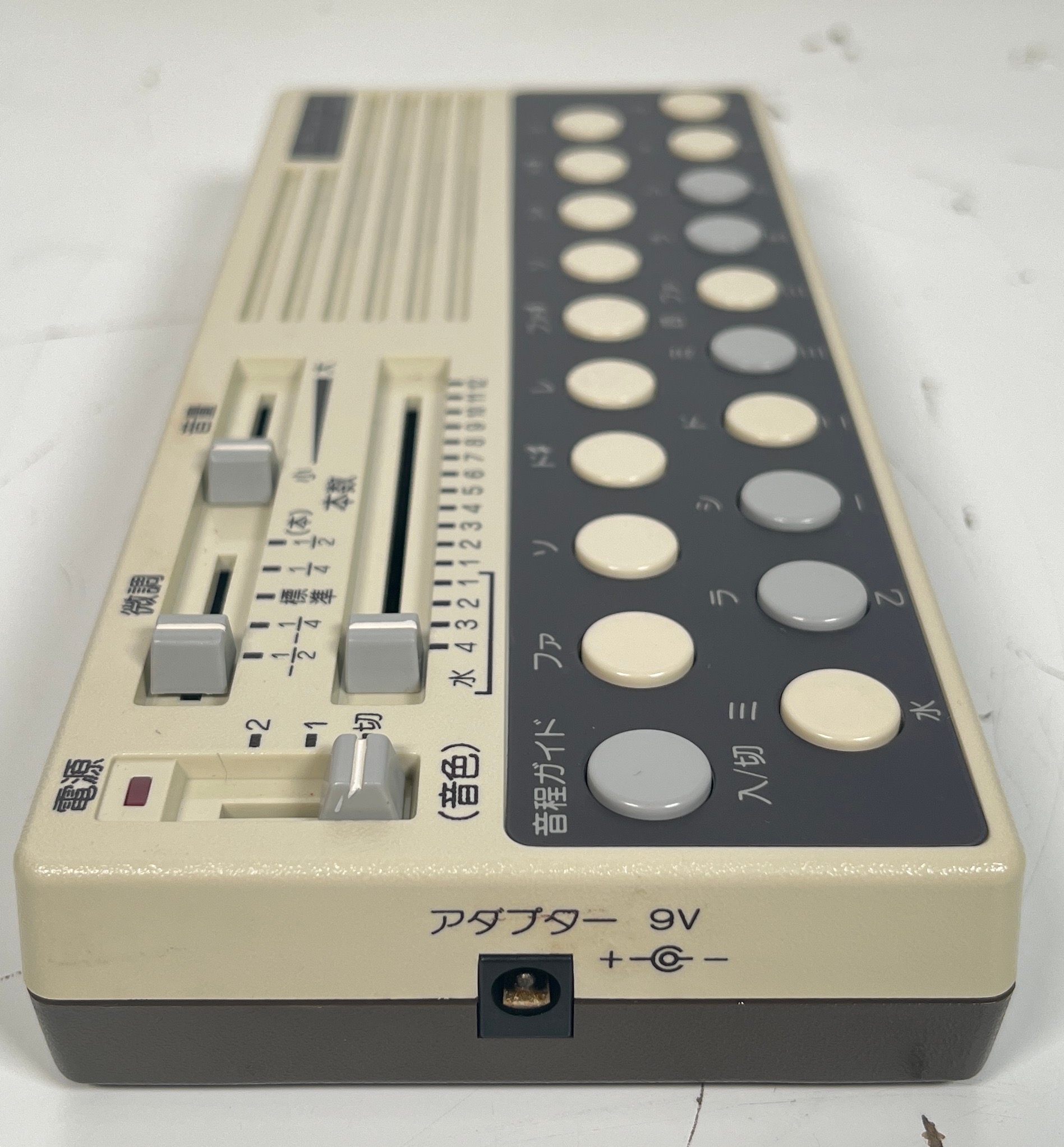 Suiko ST-40 Poetry Trainer, Boxed Pocket version of the inspiring Japanese synth. (C) Tested. Powers - Image 3 of 6