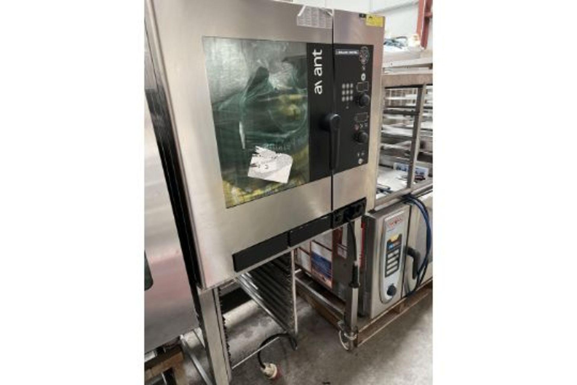 Blue Seal Avant 6 Grid Combi Steamer on Stand, 3 Phase Electric