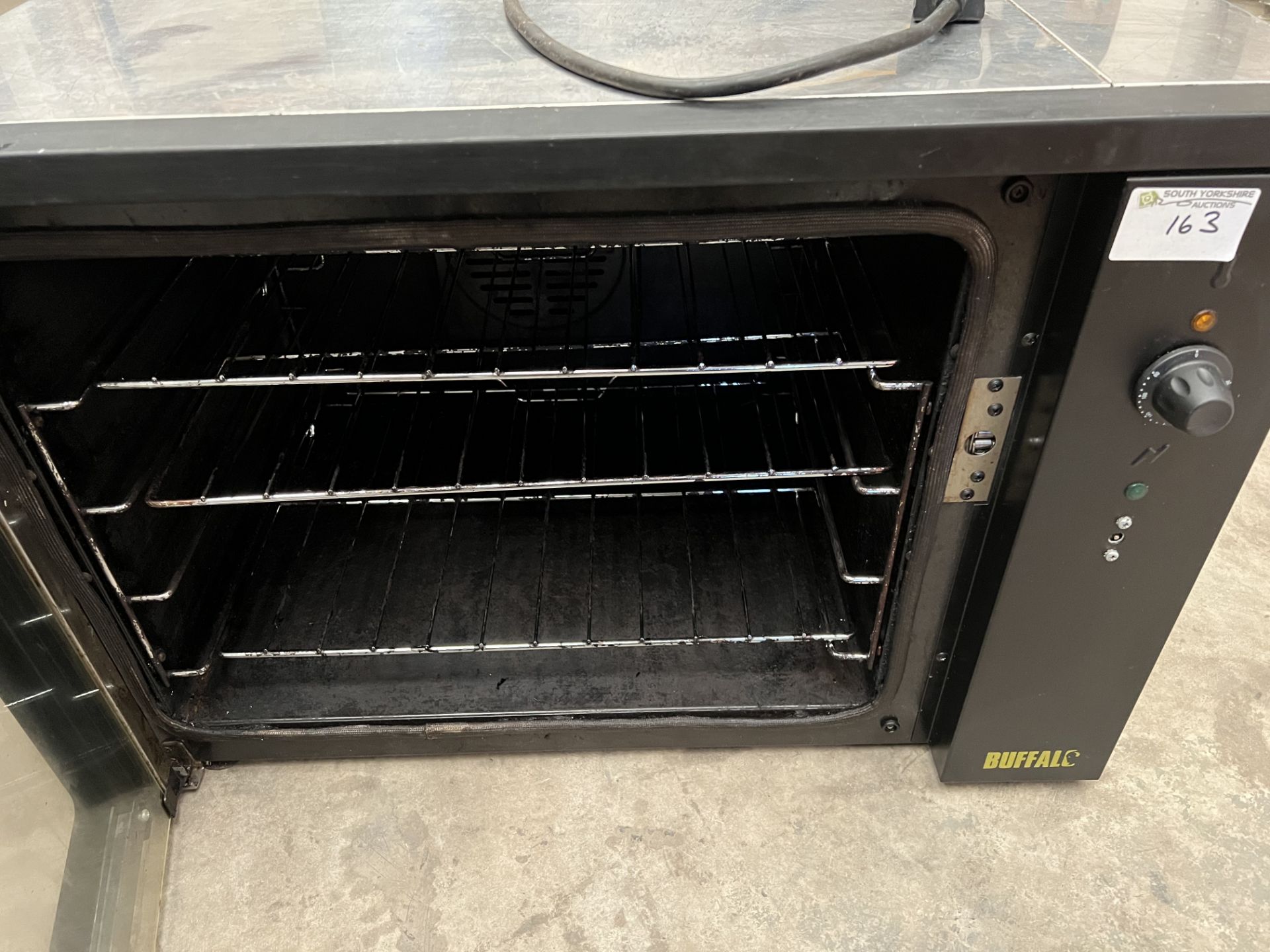 Buffalo 13 amp Convection Oven - Image 2 of 2