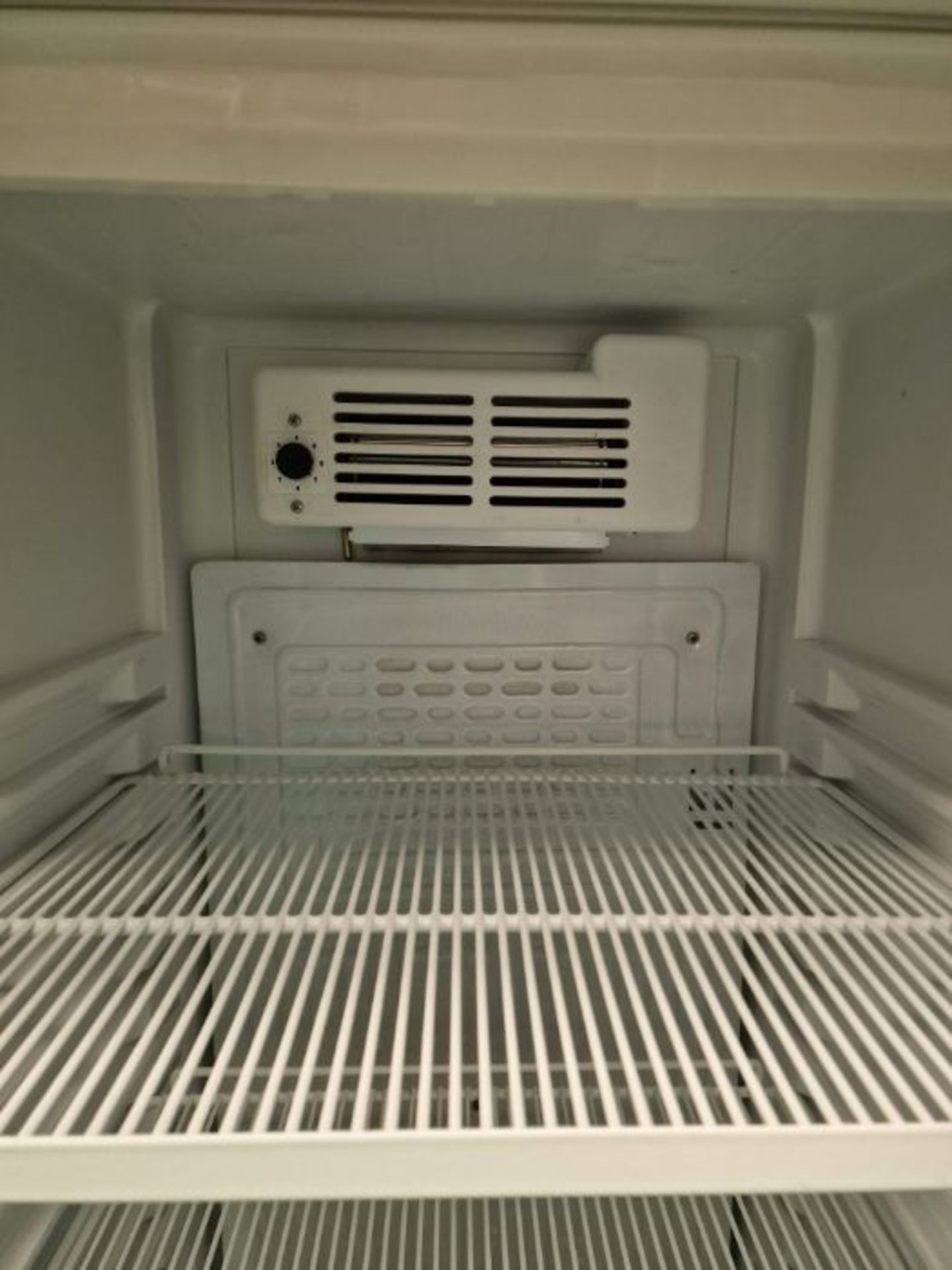 Interlevin single upright fridge. - Image 3 of 3