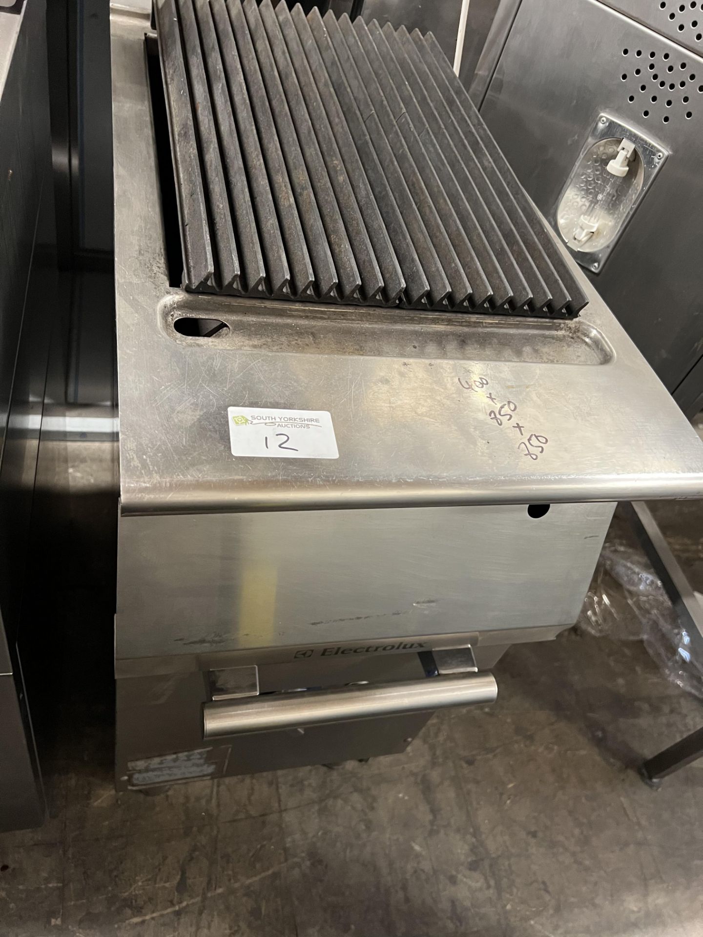 Free Standing Char Grill