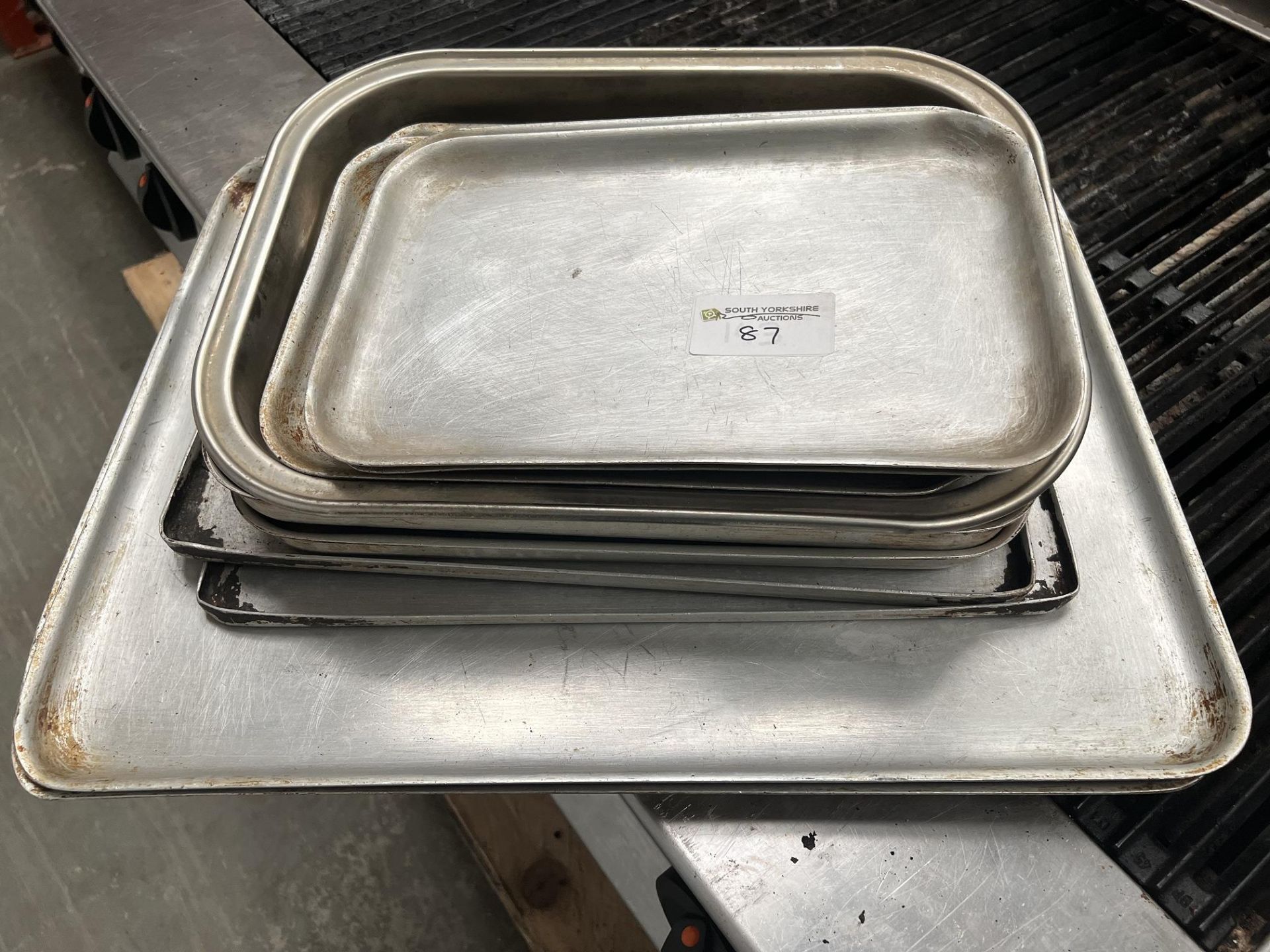 Quantity of Aluminium Trays