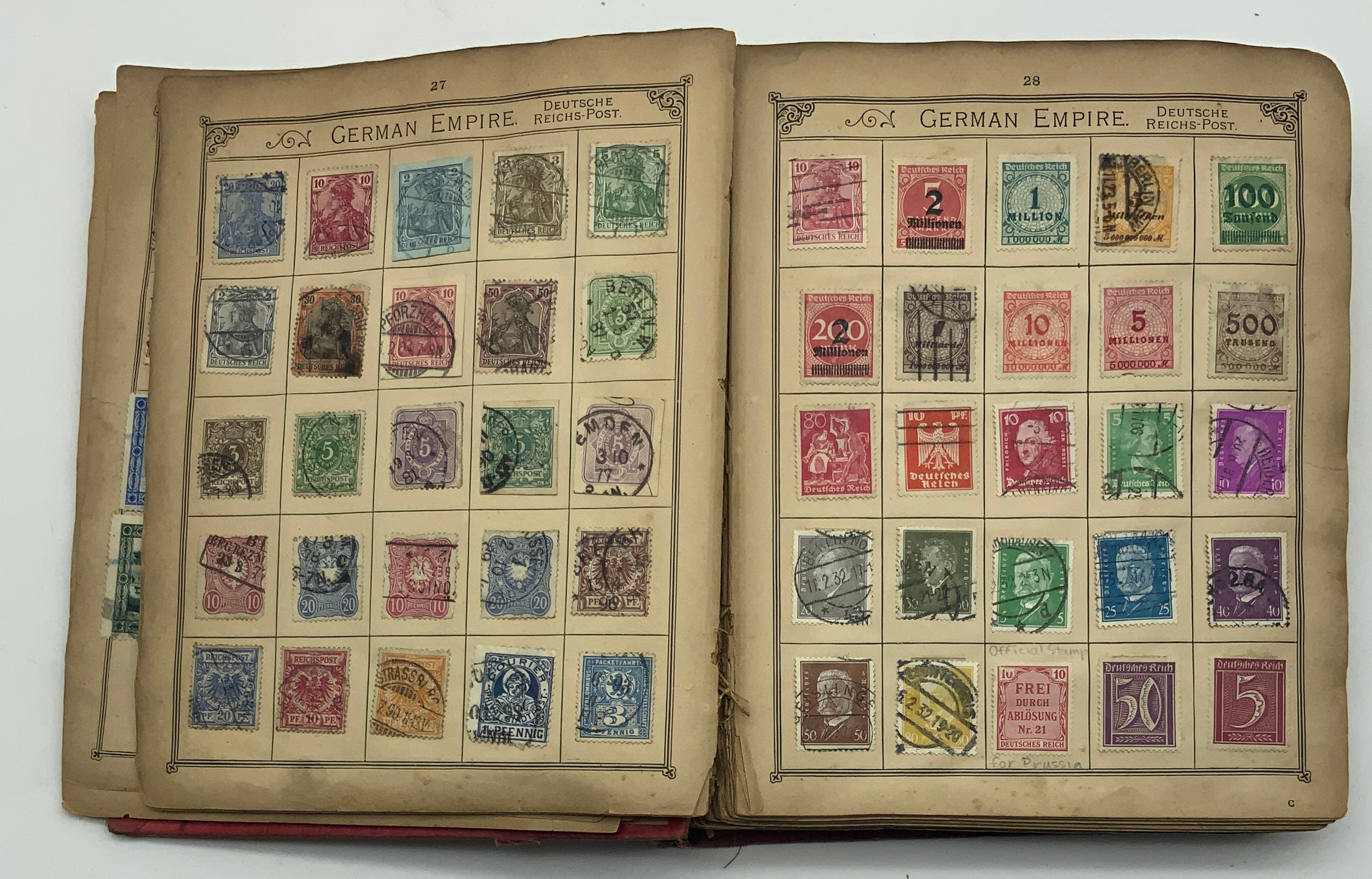 SELECTION OF VARIOUS STAMPS IN ALBUM, SOME LOOSE PAGES - Image 17 of 92