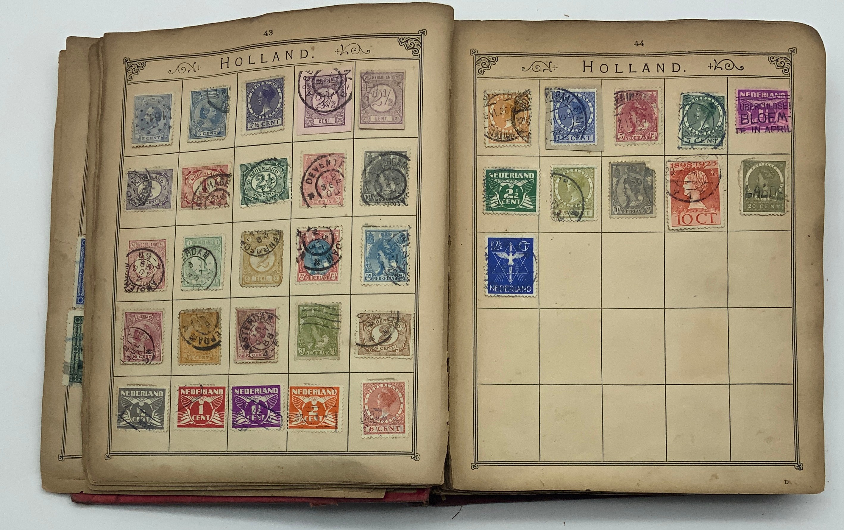 SELECTION OF VARIOUS STAMPS IN ALBUM, SOME LOOSE PAGES - Image 25 of 92