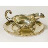 HM SILVER SAUCE BOAT & DISH - 15.5 OZ