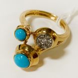18CT GOLD TURQUOISE & DIAMOND RING - SIZE M / N - 9.6 GRAMS APPROX