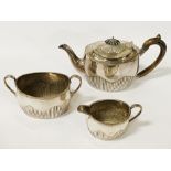 LONDON 1886 TEAPOT CREAMER & COMPORT STERLING SILVER (TEAPOT NOT SILVER)