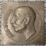 BRONZE METAL PLAQUE OF MAY GUTKIND- BRUNSWIG 1924 - SIGNED 31.5 X 31.5 CM