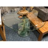 GLASS CIRCULAR TABLE