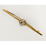 GOLD, WHITE SAPPHIRE 4 STONE BAR BROOCH 5.6 GRAMS