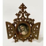 19THC CARVED FRETWORK MINIATURE OF CHRIST - HAND PAINTED