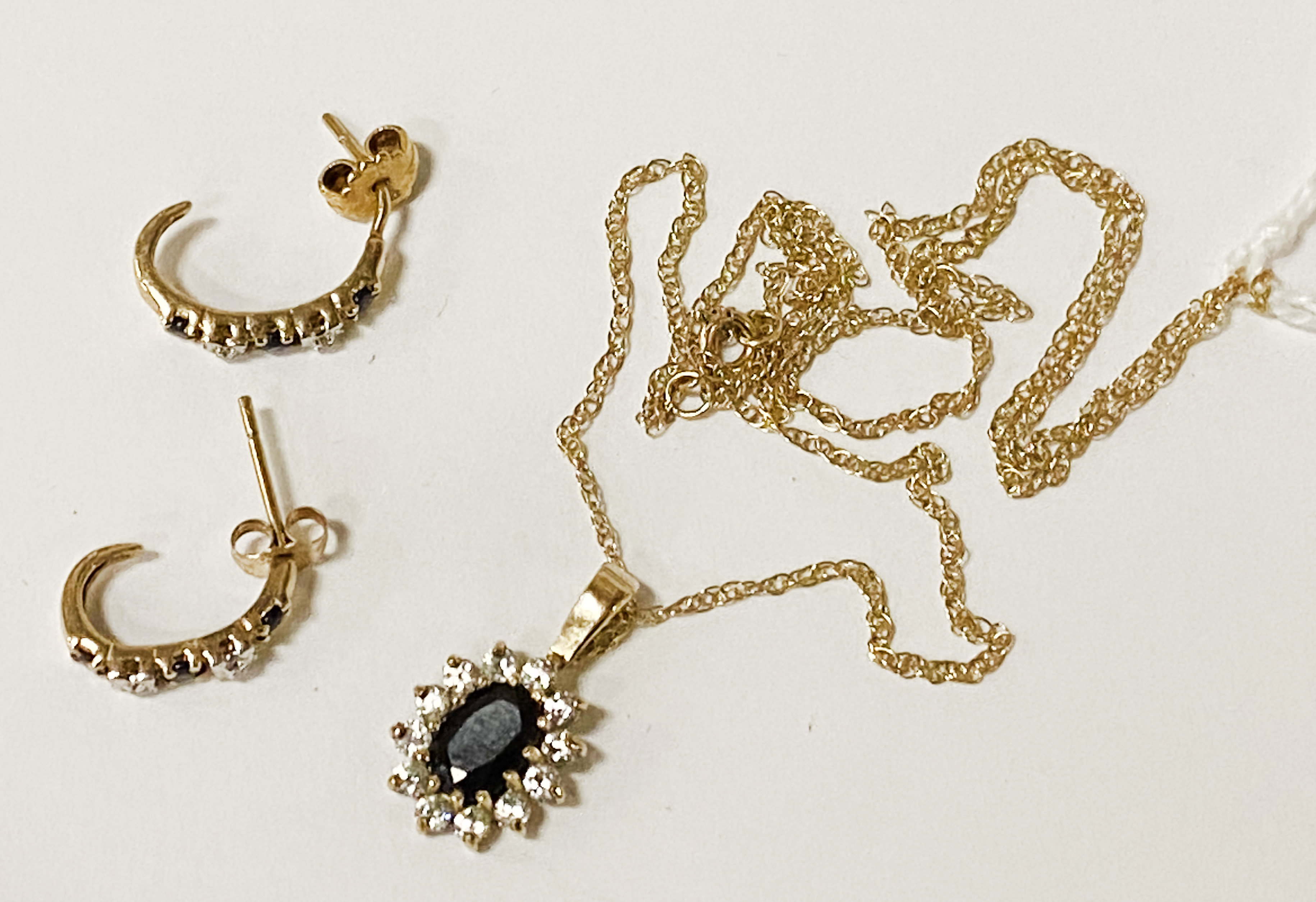 GOLD, DIAMOND & SAPPHIRE PENDANT CHAIN & MATCHING EARRINGS