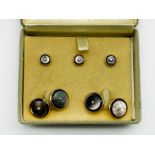 10CT GOLD CUFFLINKS & COLLAR STUD SET