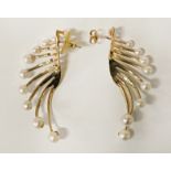 PAIR OF GOLD & PEARL EARRINGS - TESTED - 11.3 GRAMS APPROX