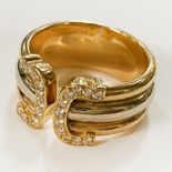 18CT BUCKLE RING WITH DIAMONDS - SIZE O - 9 GRAMS APPROX