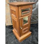 WOOD POST BOX