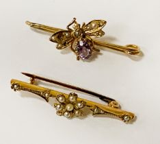 TWO 15CT GOLD BROOCHES WITH SEED PEARLS (1 SEED PEARL MISSING)