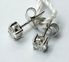 PAIR OF 18CT WHITE GOLD DIAMOND STUD EARRINGS - APPROX 0.40 CARAT F/G S1