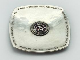HALLMARKED SILVER SMALL PLATE ATTRIBUTED TO OMAR RAMSDEN WITH INSCRIPTION & DAMAGED HALLMARK