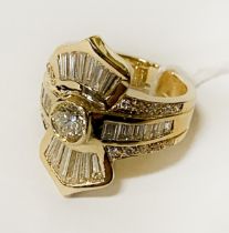 18CT GOLD DIAMOND RING - APPROX 2-3 CARATS - SIZE 0