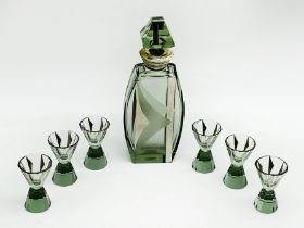 ART DECO GLASS & SILVER TOP DECANTER & SIX MATCHING GLASSES