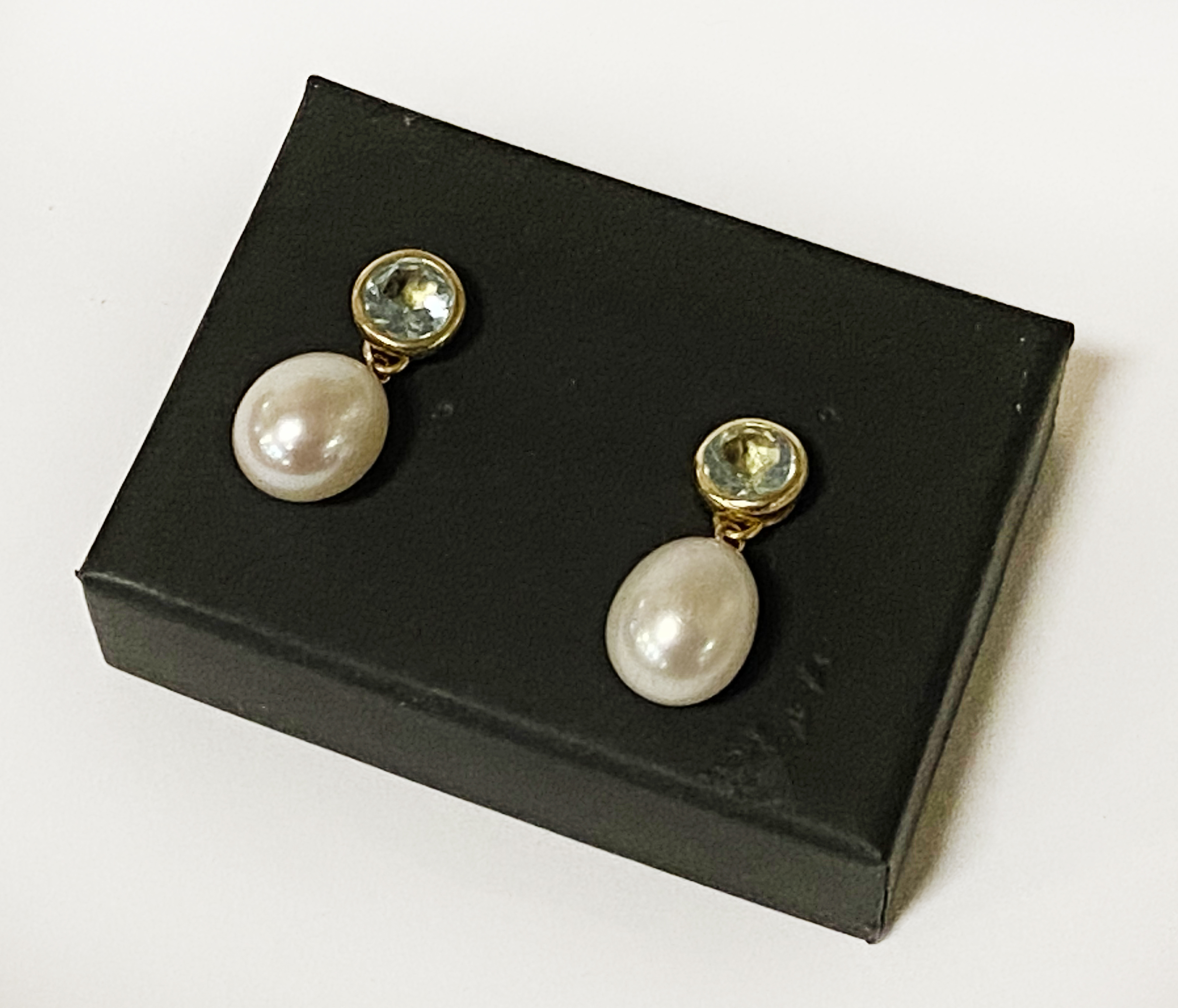 SILVER 925 AQUAMARINE EARRING STUDS & LARGE SOUTH SEA PEARLS