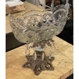 CRYSTAL GLASS BOWL ON STAND