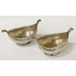 PAIR OF SILVER TESTED SAUCE BOATS - 9 OZS APPROX