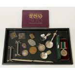 INTERESTING LOT INCL. HM SILVER KNIFE REST, SILVER TEA CADDY SPOON, WOMENS VOLUNTARY SERVICE