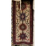 NORTH WEST PERSIAN HERIZ RUNNER 366CMS X 82CMS