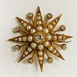 VINTAGE GOLD DIAMOND & SEED PEARL STAR BROOCH TOTAL WEIGHT 8.9 GRAMS