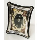 HM SILVER PHOTO FRAME (BIRMINGHAM 1910) 19CMS X 14CMS